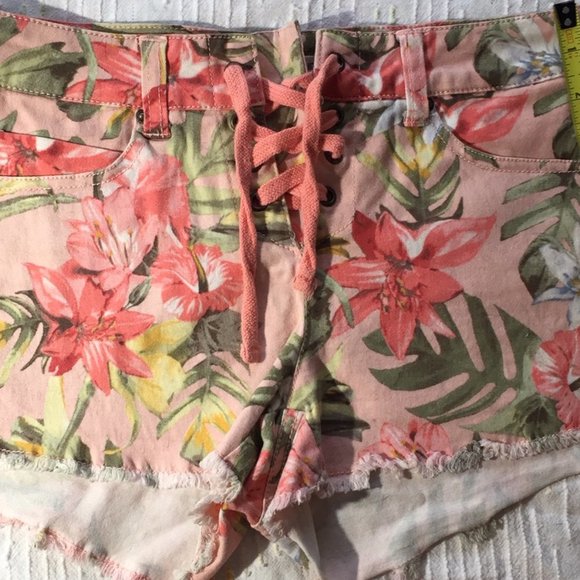 Ladies/Girls Ardene Tie Up Shorts - Picture 8 of 9